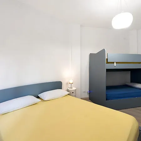 - Casa Azzurra - *